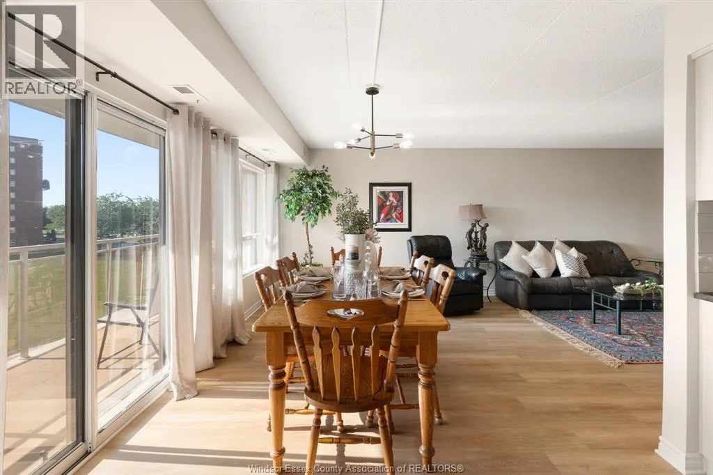 99 Robson ROAD Unit# 303