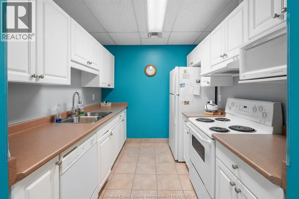 99 Robson ROAD Unit# 303