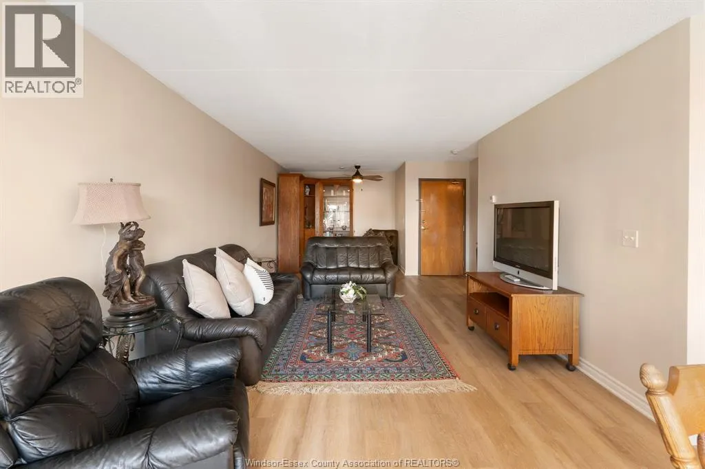 99 Robson ROAD Unit# 303