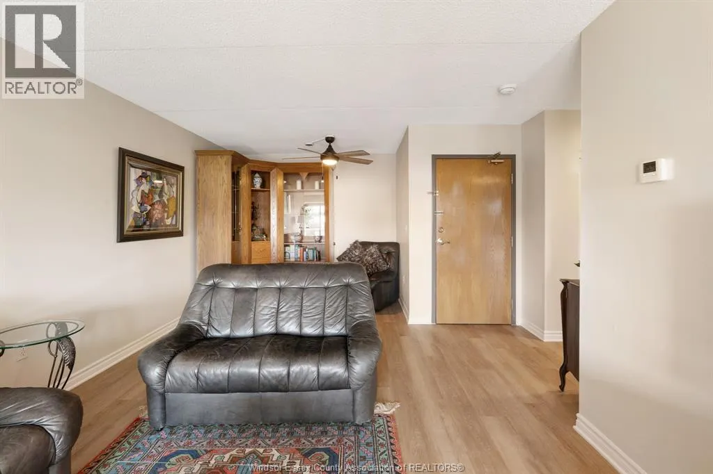 99 Robson ROAD Unit# 303
