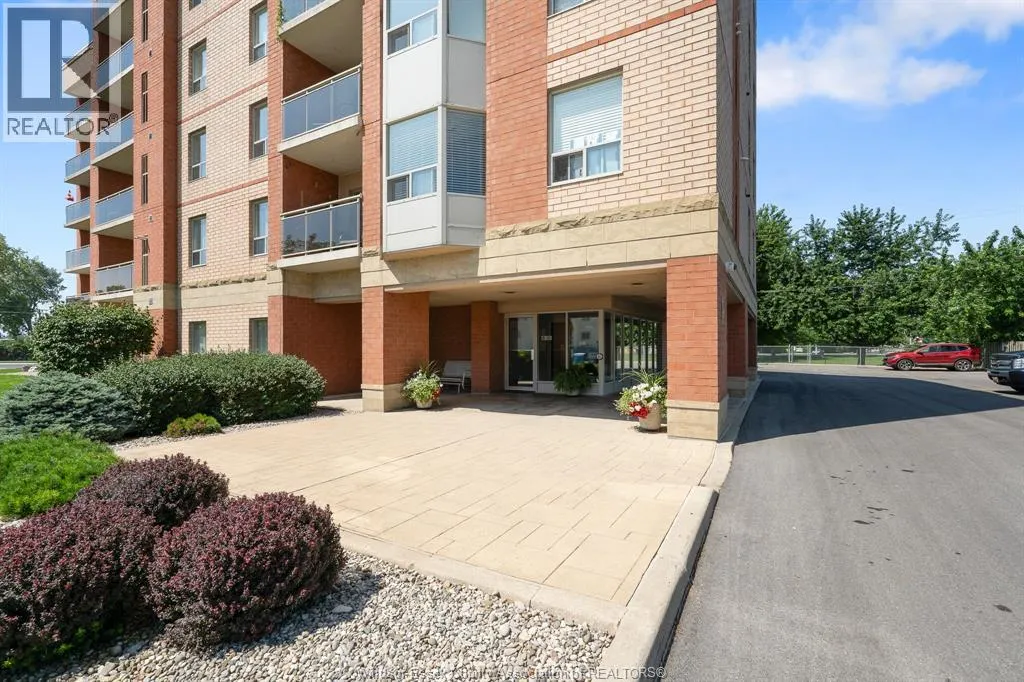 99 Robson ROAD Unit# 303