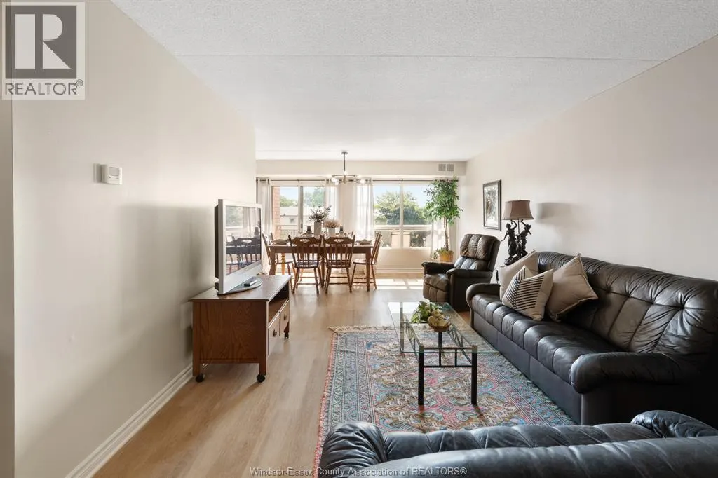 99 Robson ROAD Unit# 303