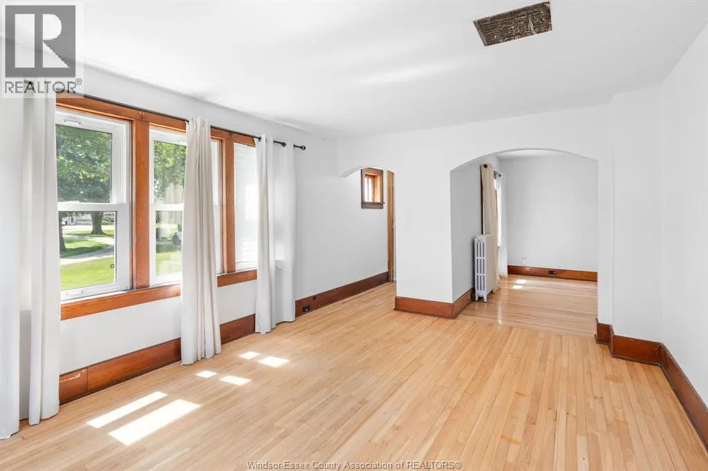 1105 Mersea Road 6 ...
