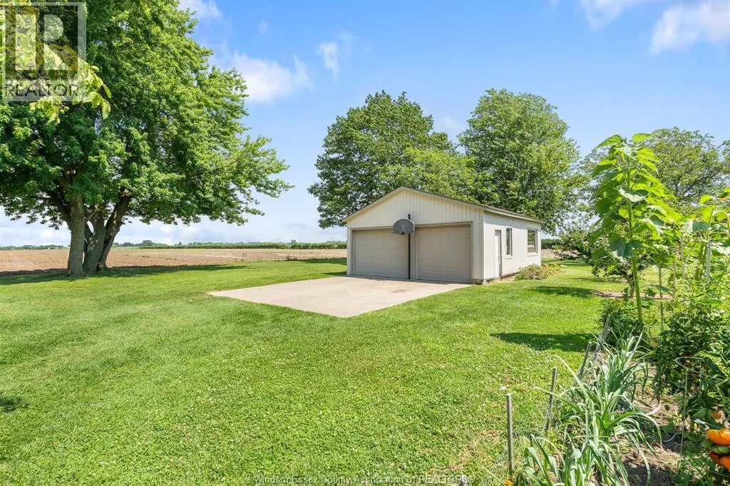 1105 Mersea Road 6 ...
