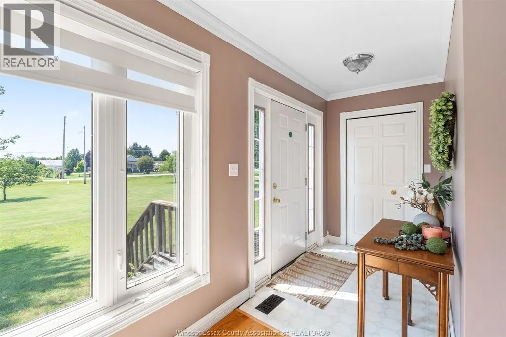 1105 Mersea Road 6 ...