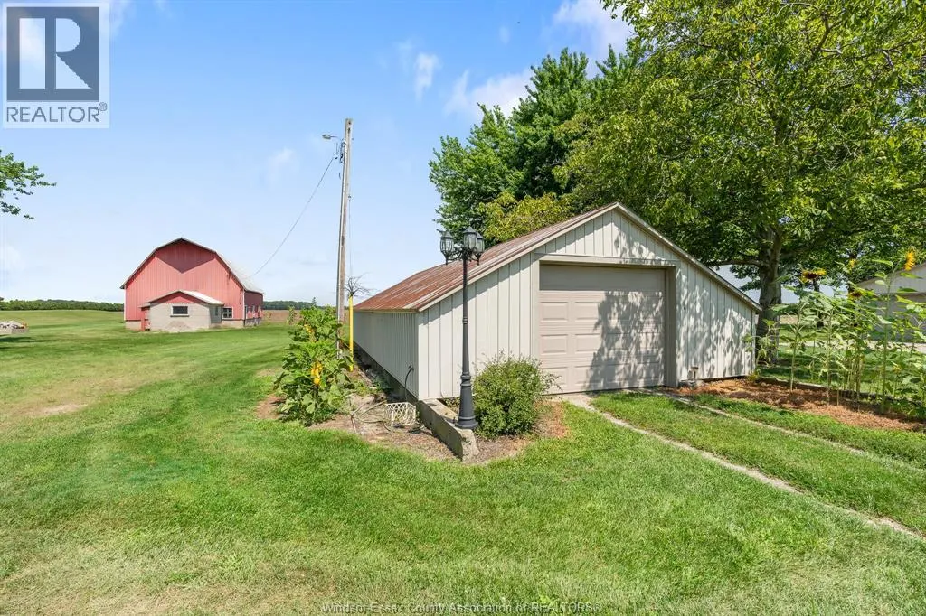 1105 Mersea Road 6 ...