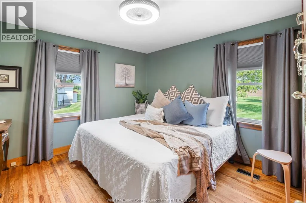 1105 Mersea Road 6 ...