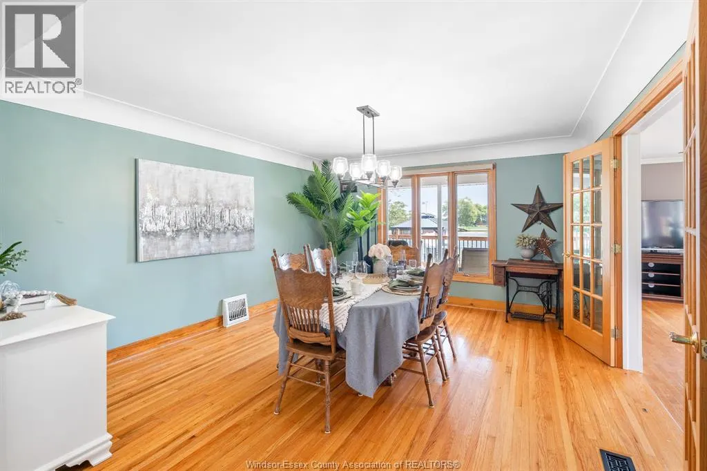 1105 Mersea Road 6 ...