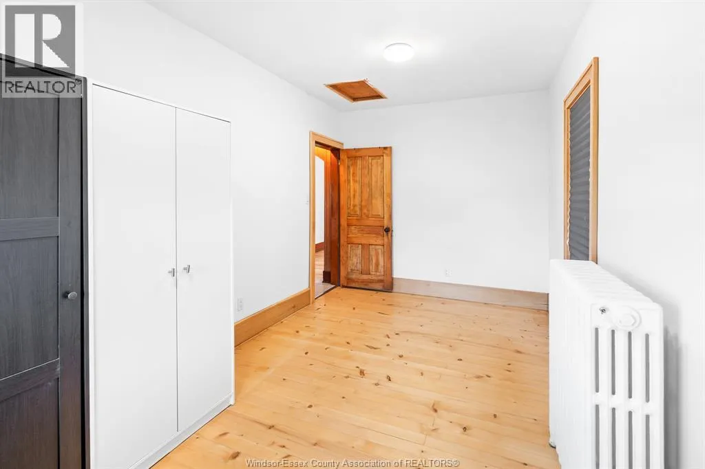 1105 Mersea Road 6 ...