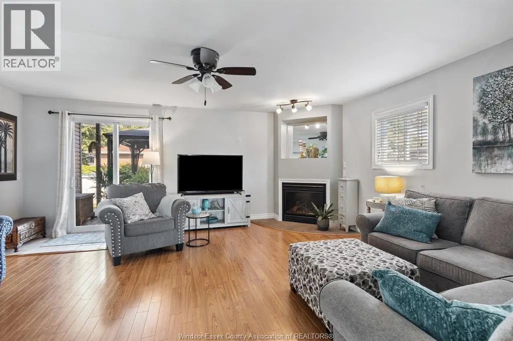 273 St John