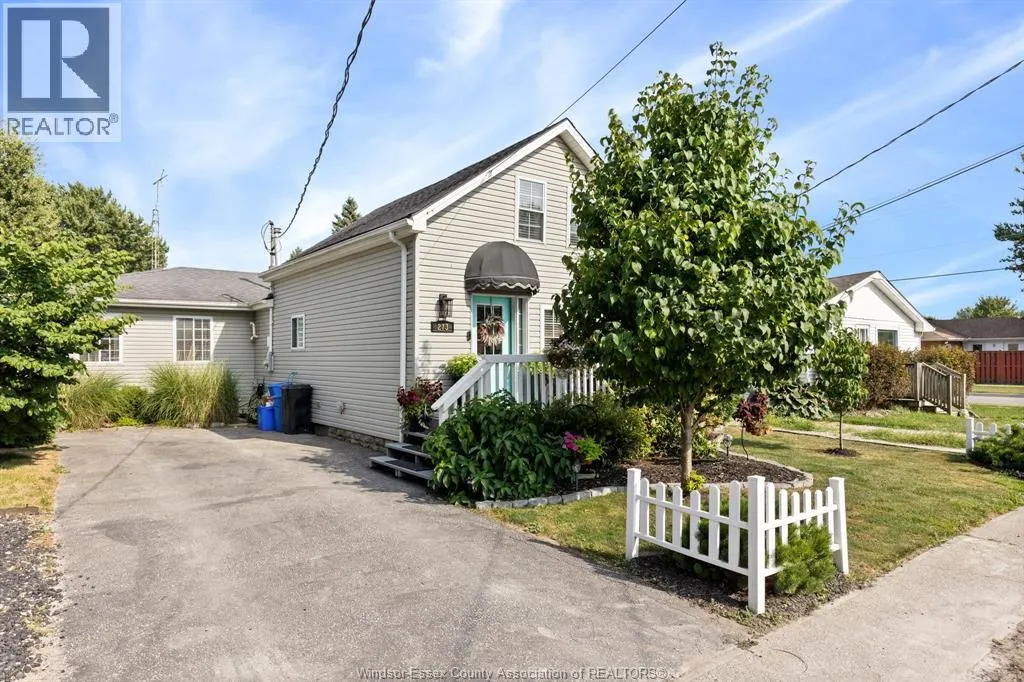 273 St John