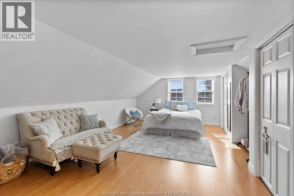 273 St John