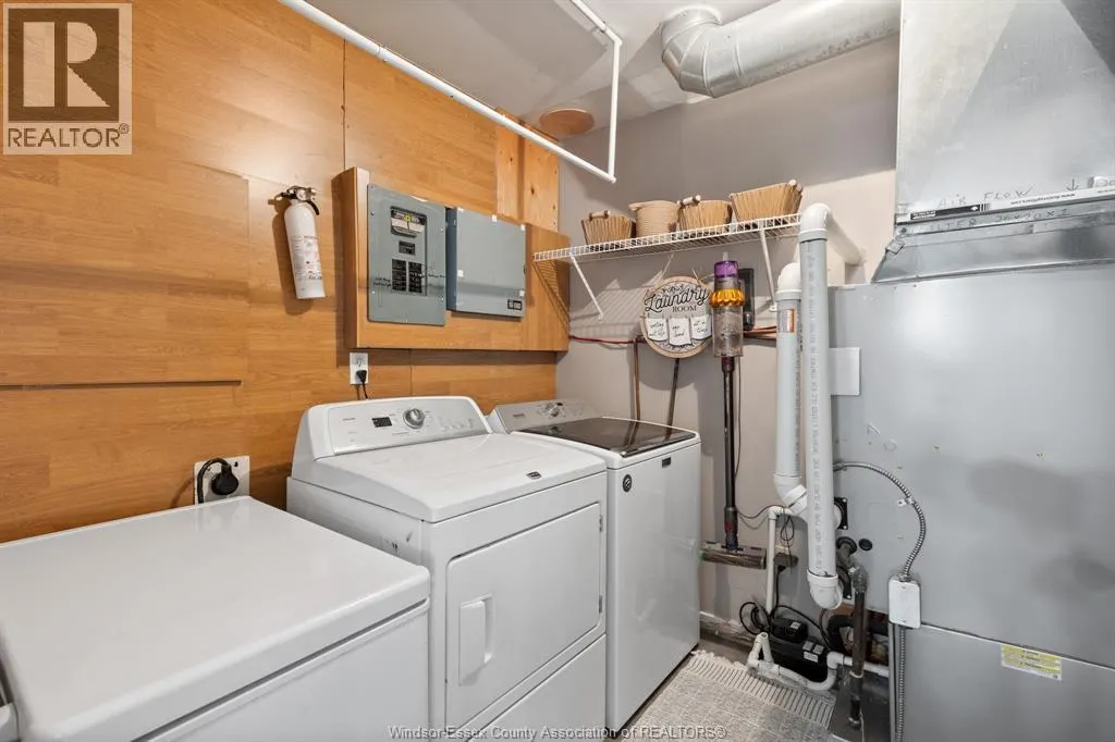 273 St John