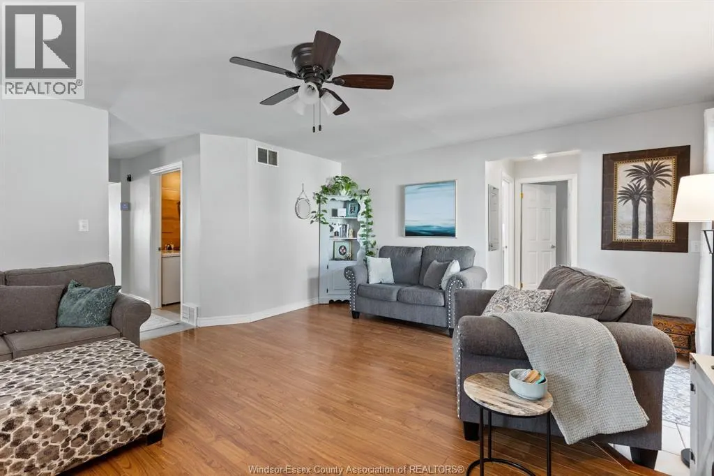 273 St John