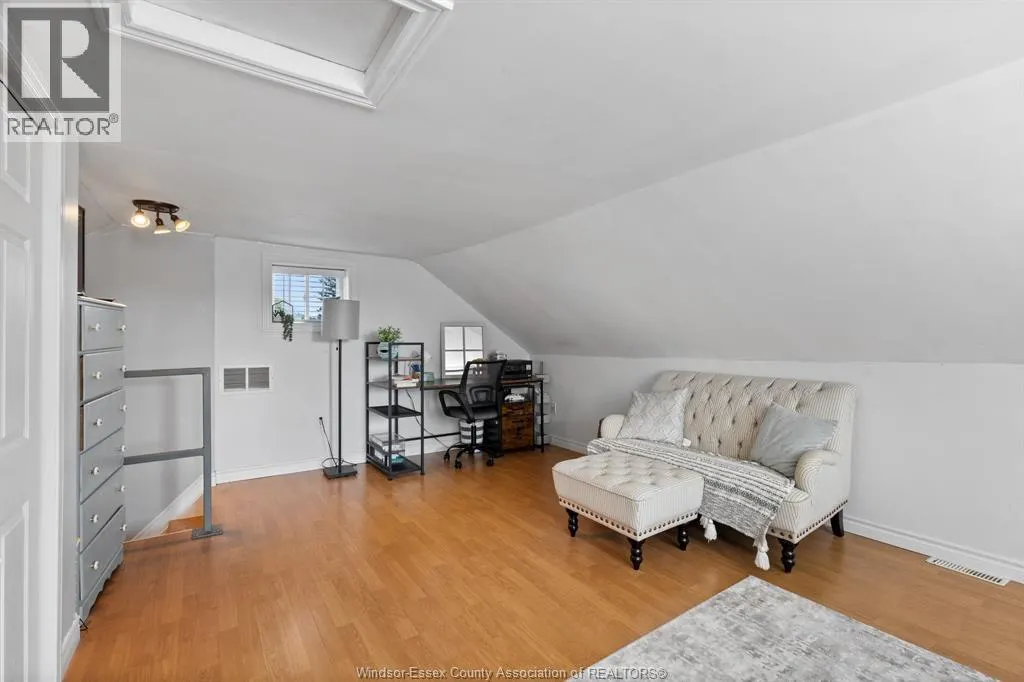 273 St John