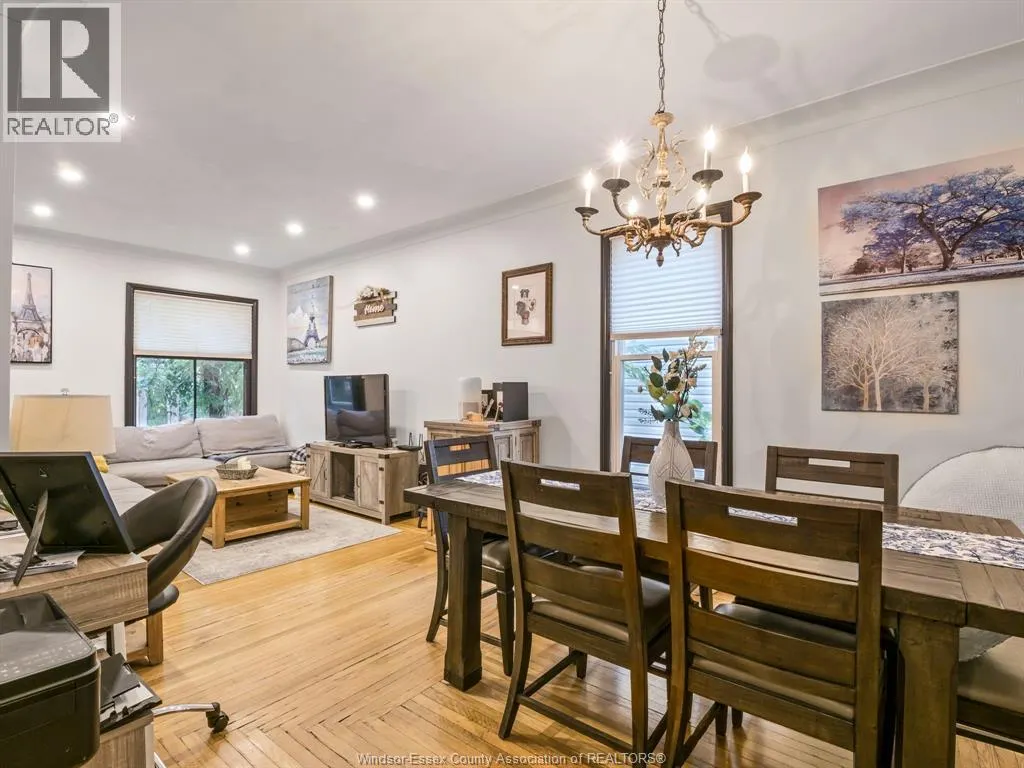 707 WINDERMERE