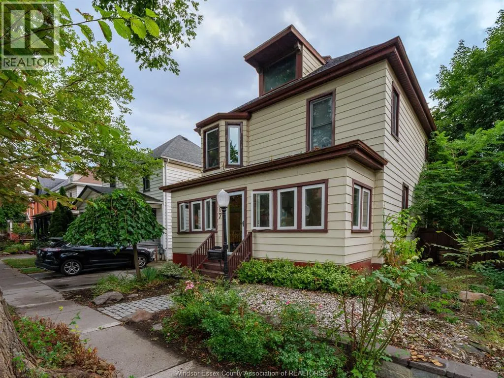 707 WINDERMERE