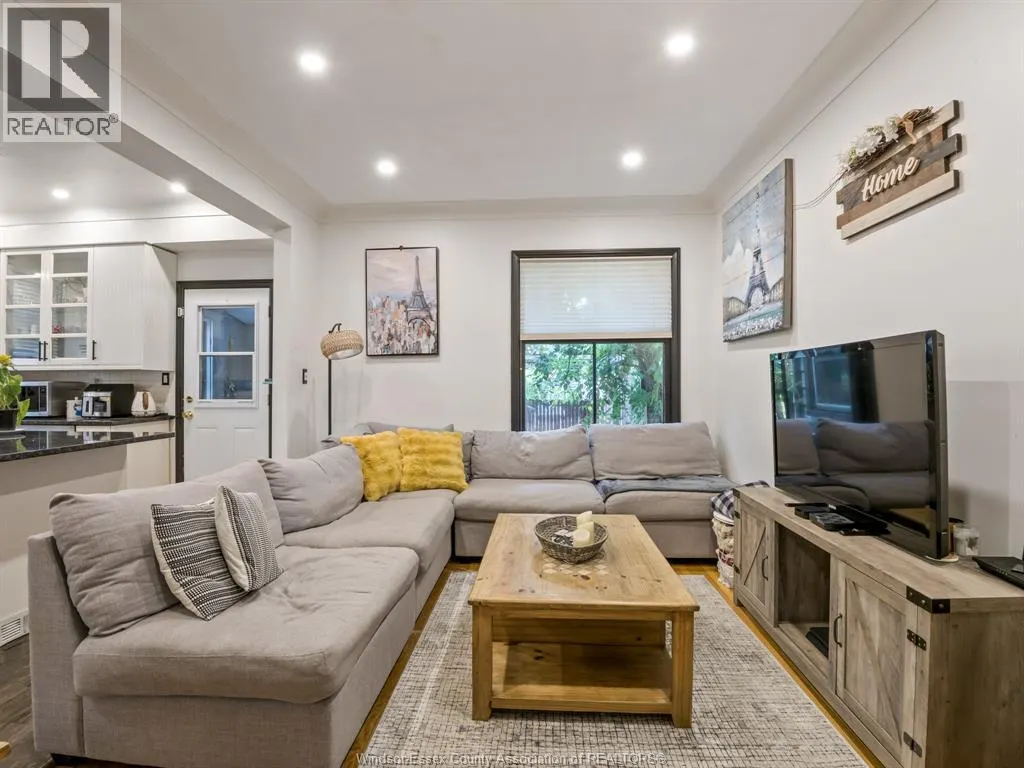 707 WINDERMERE