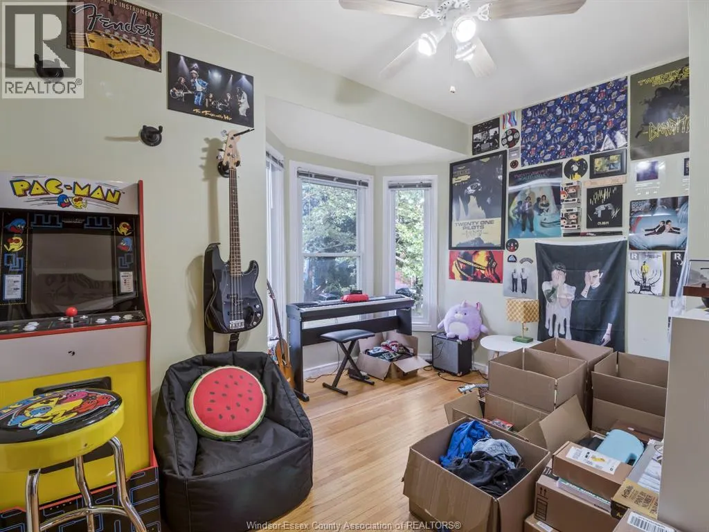 707 WINDERMERE