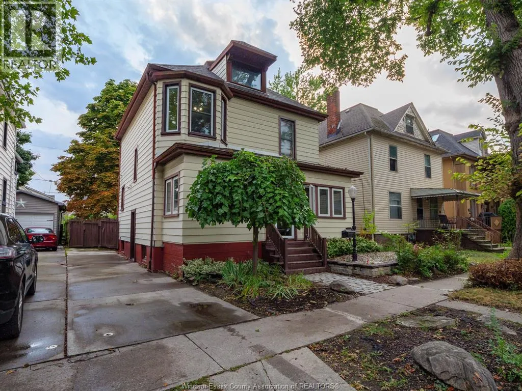 707 WINDERMERE