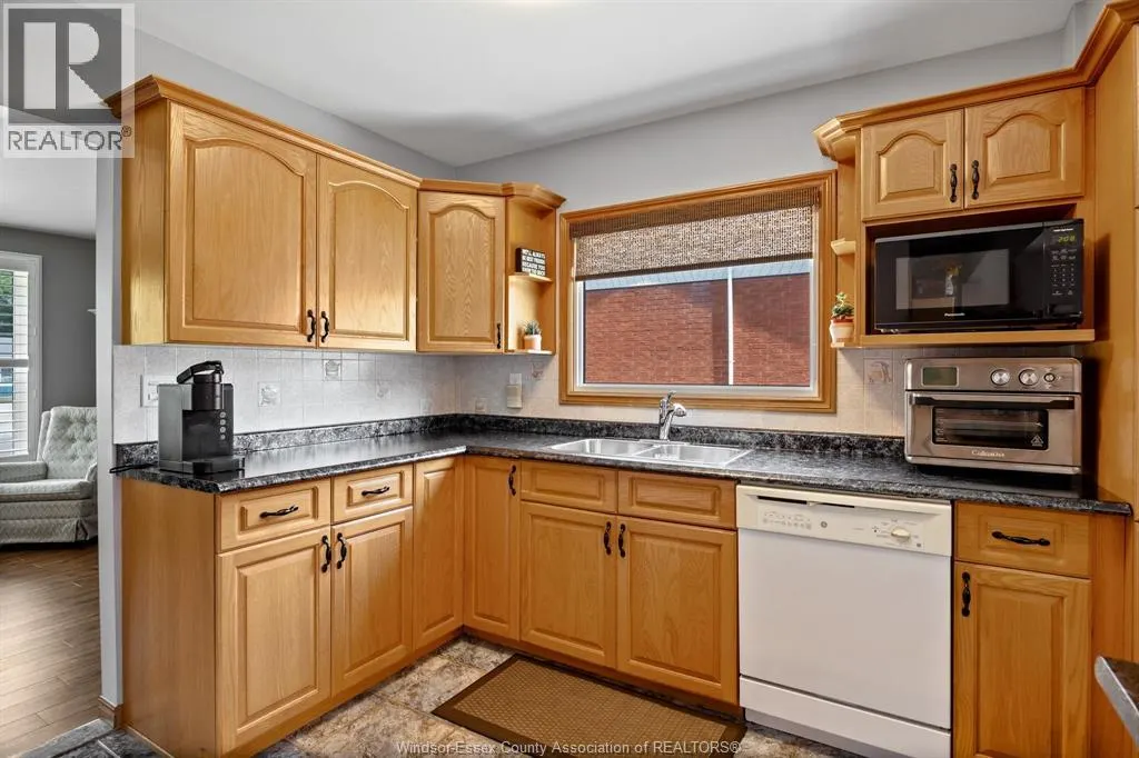 221 PICKERING