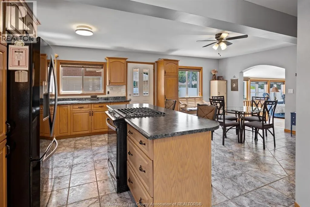 221 PICKERING