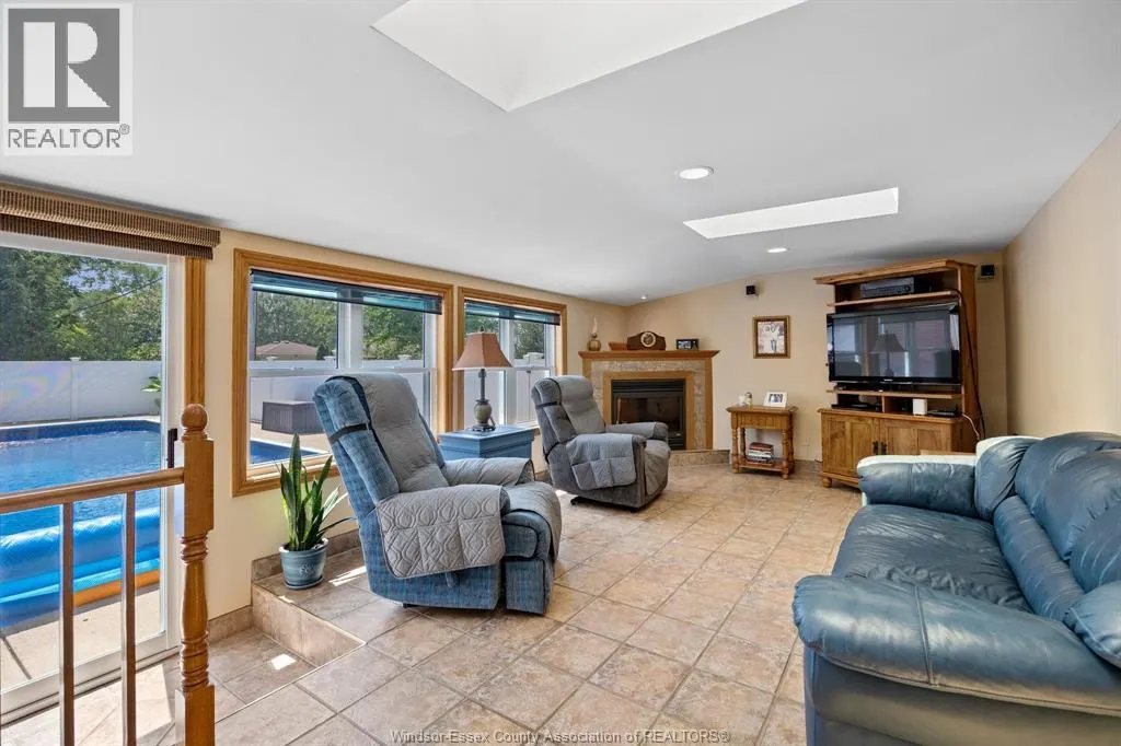 221 PICKERING