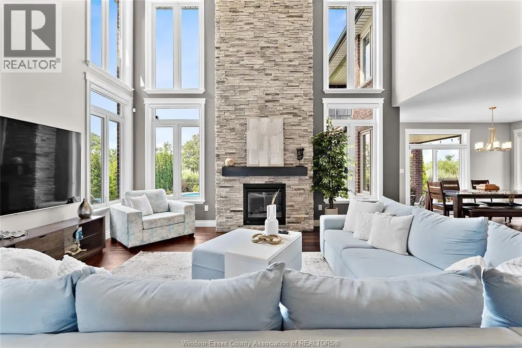 3832 ST. FRANCIS CRESCENT