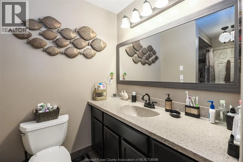 1185 GRAND MARAIS ROAD West Unit# 2
