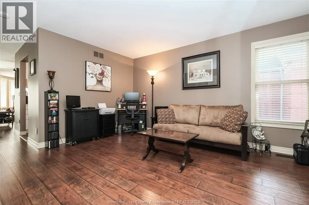 1185 GRAND MARAIS ROAD West Unit# 2