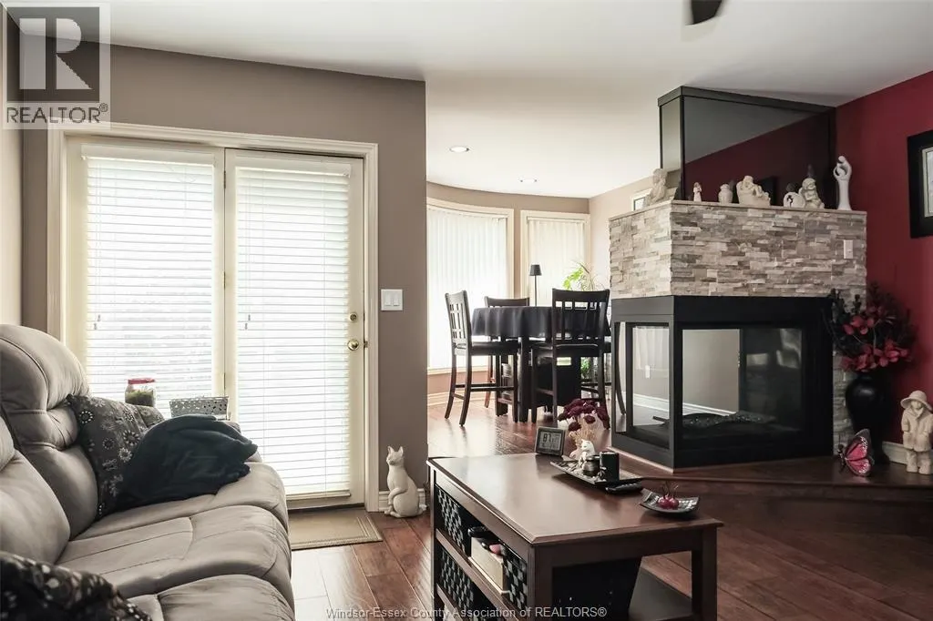 1185 GRAND MARAIS ROAD West Unit# 2