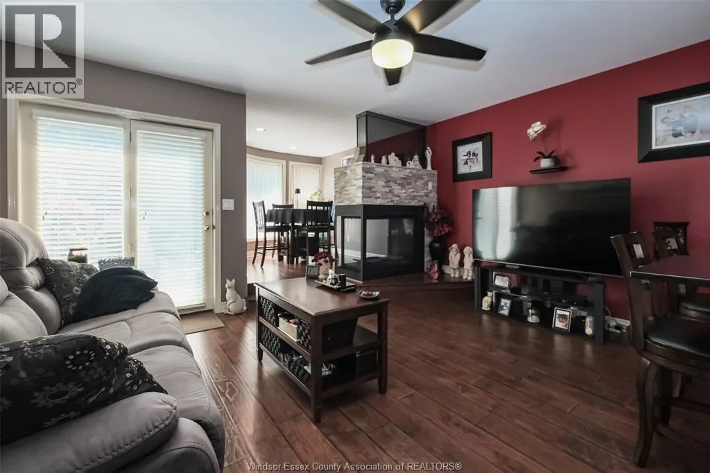 1185 GRAND MARAIS ROAD West Unit# 2