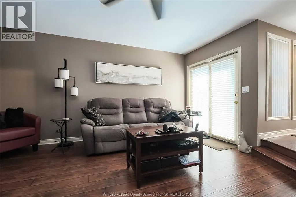 1185 GRAND MARAIS ROAD West Unit# 2