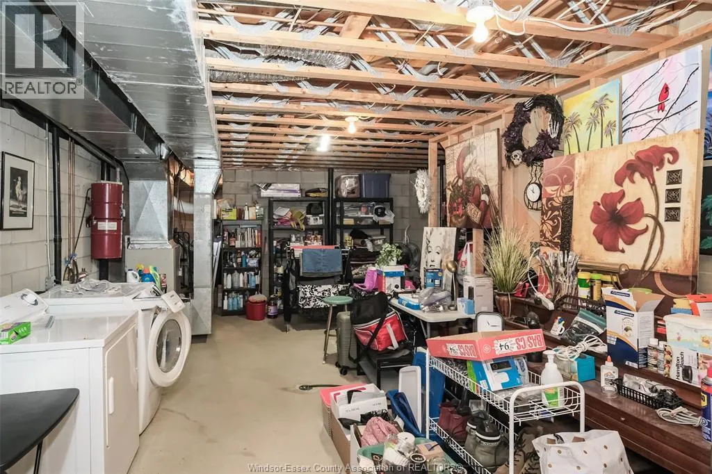 1185 GRAND MARAIS ROAD West Unit# 2