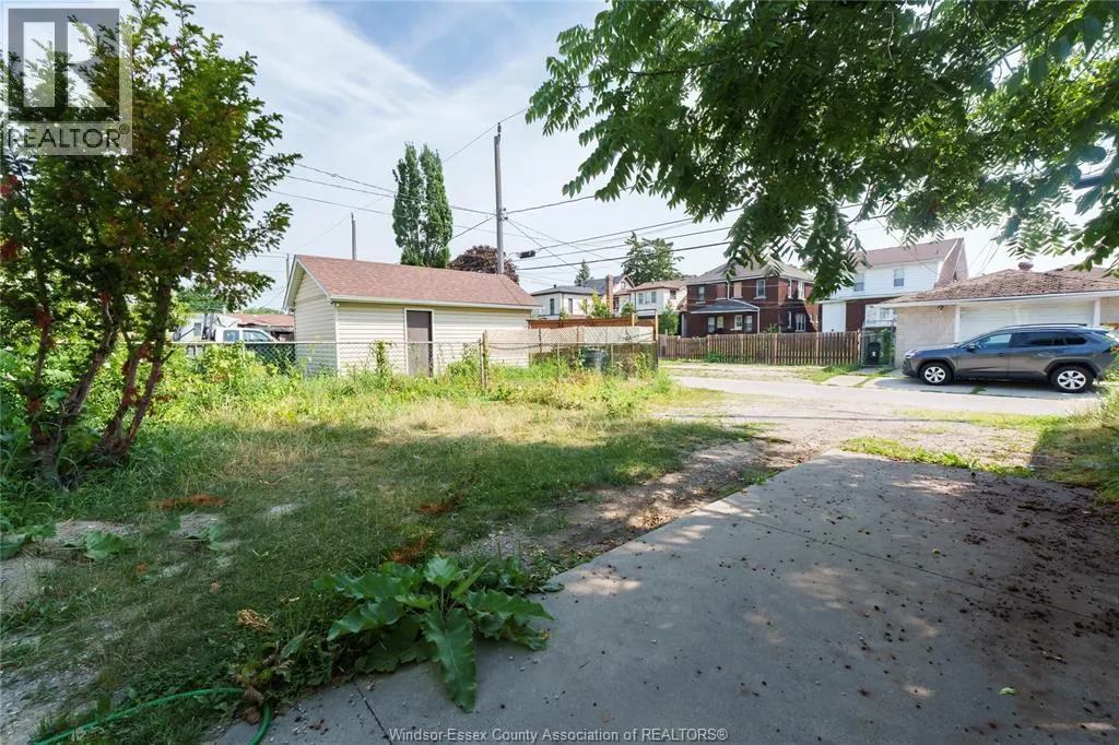 950 ELSMERE