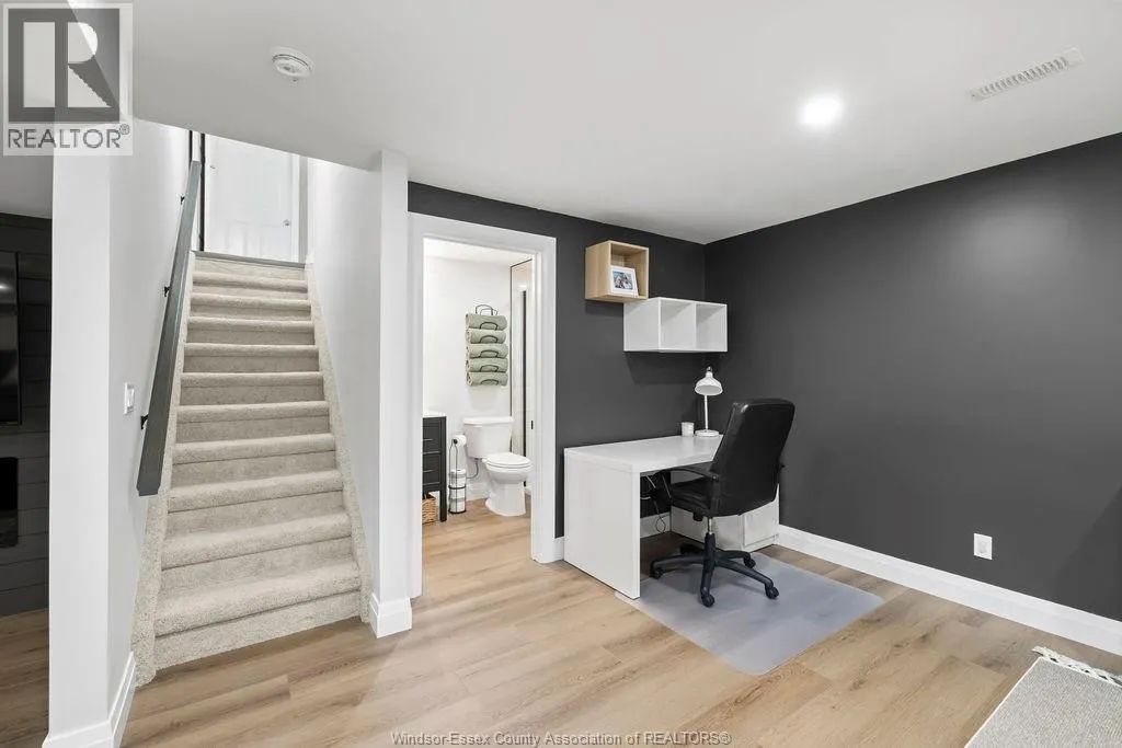 384 CENTENNIAL DRIVE