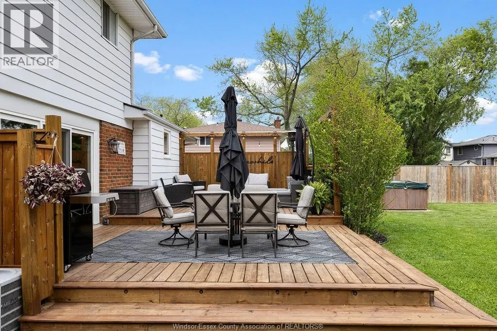 384 CENTENNIAL DRIVE