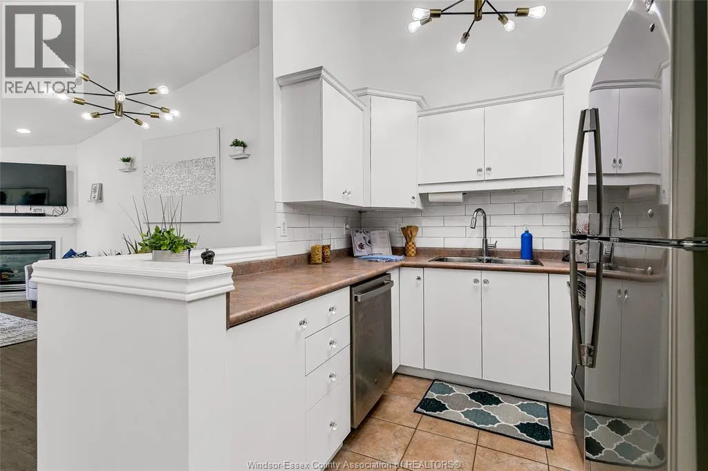 3772 PRAIRIE COURT