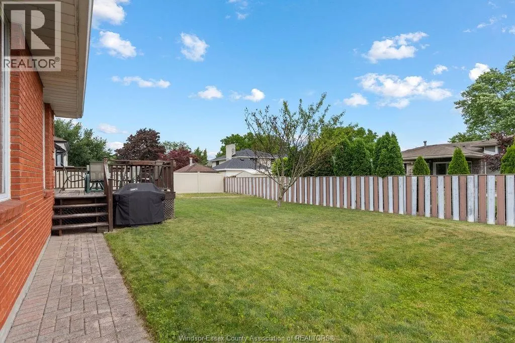 510 HARBOURNE CRESCENT
