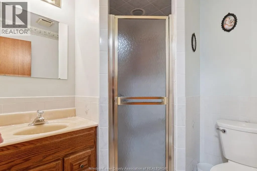 510 HARBOURNE CRESCENT