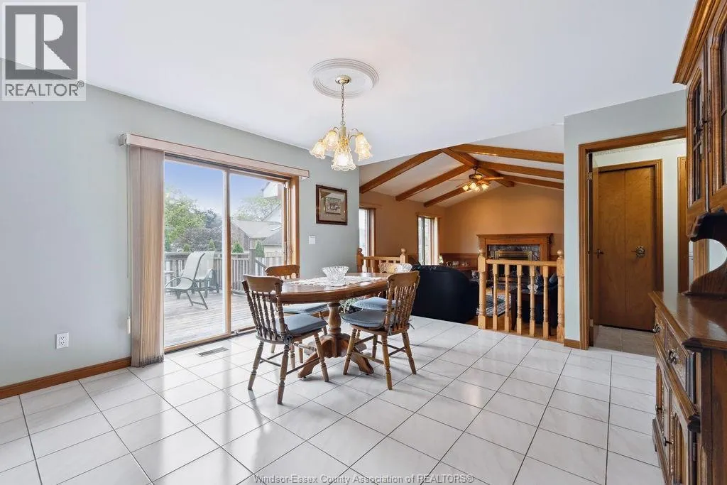 510 HARBOURNE CRESCENT