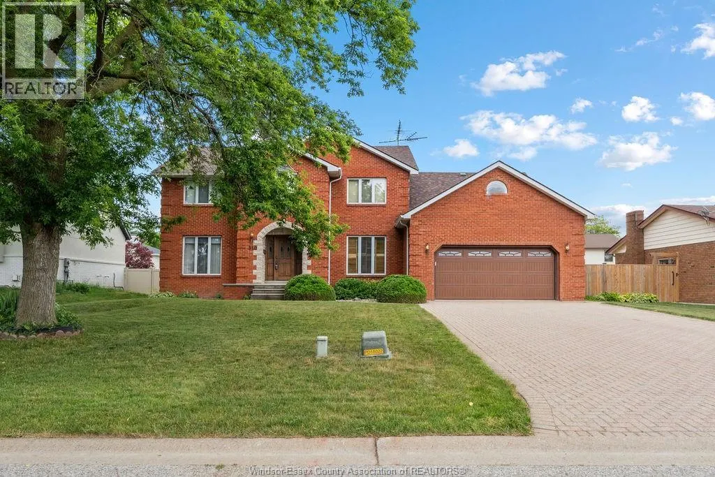 510 HARBOURNE CRESCENT