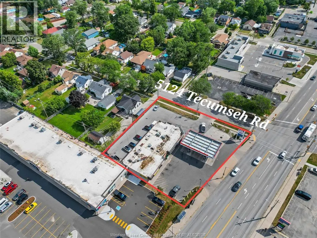 5124 TECUMSEH ROAD East