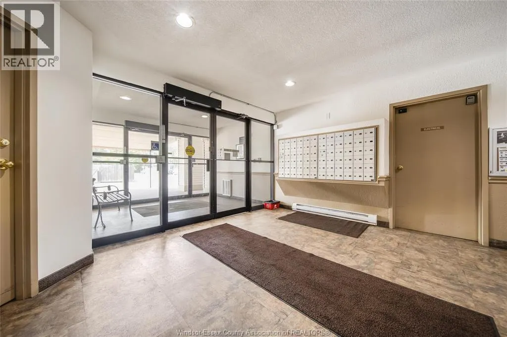 2922 RIVARD Unit# 206