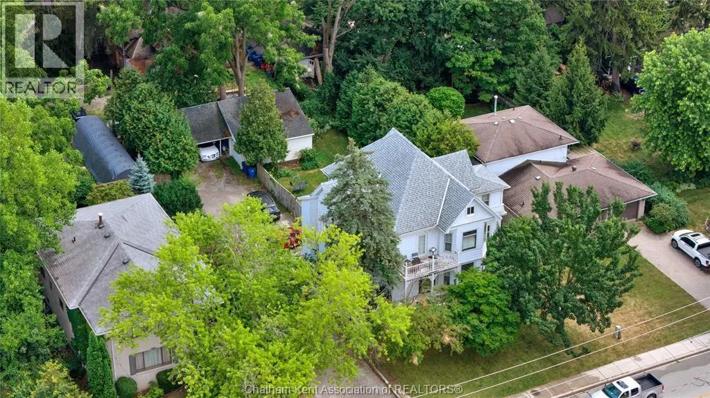 468 King STREET West