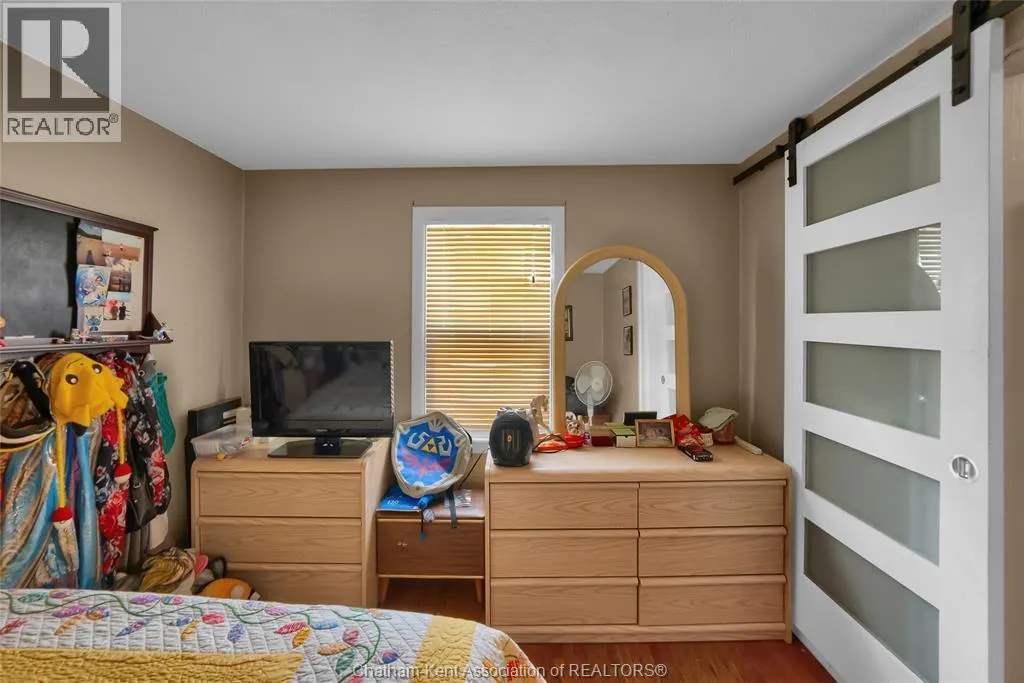 468 King STREET West