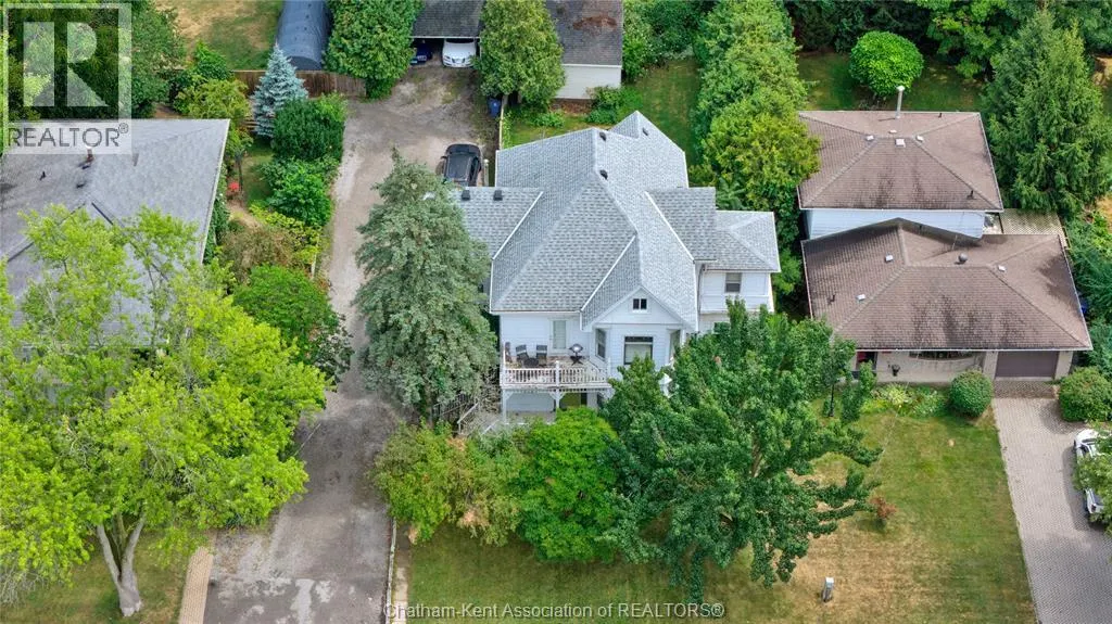 468 King STREET West