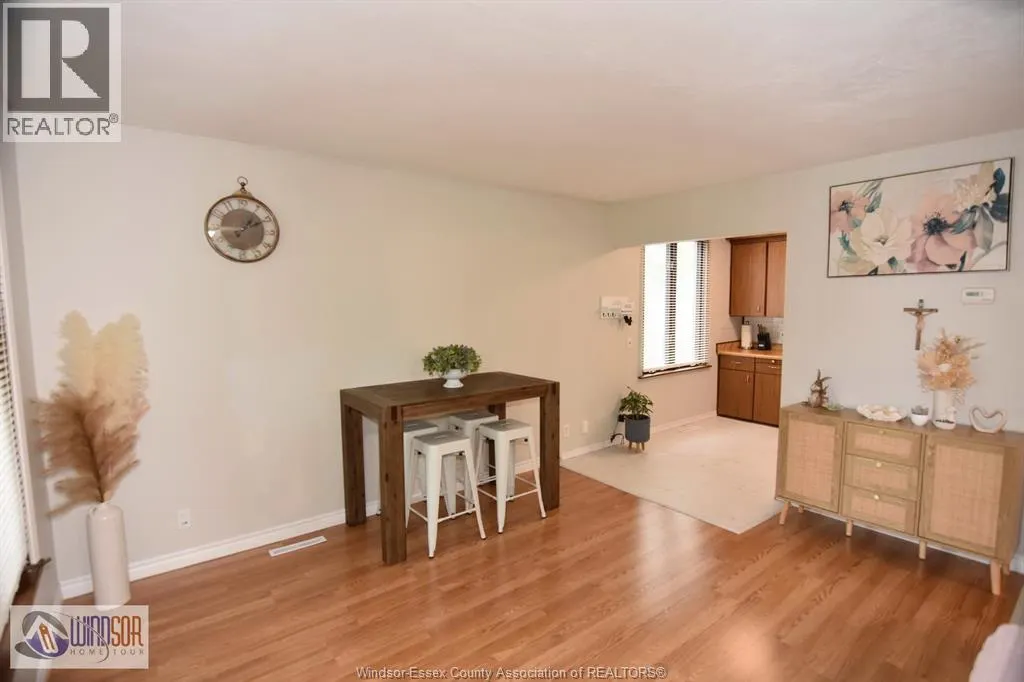 643 ALEXANDRINE STREET