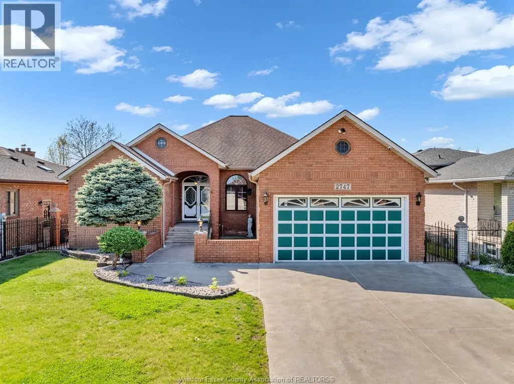 2747 LIONEL DRIVE