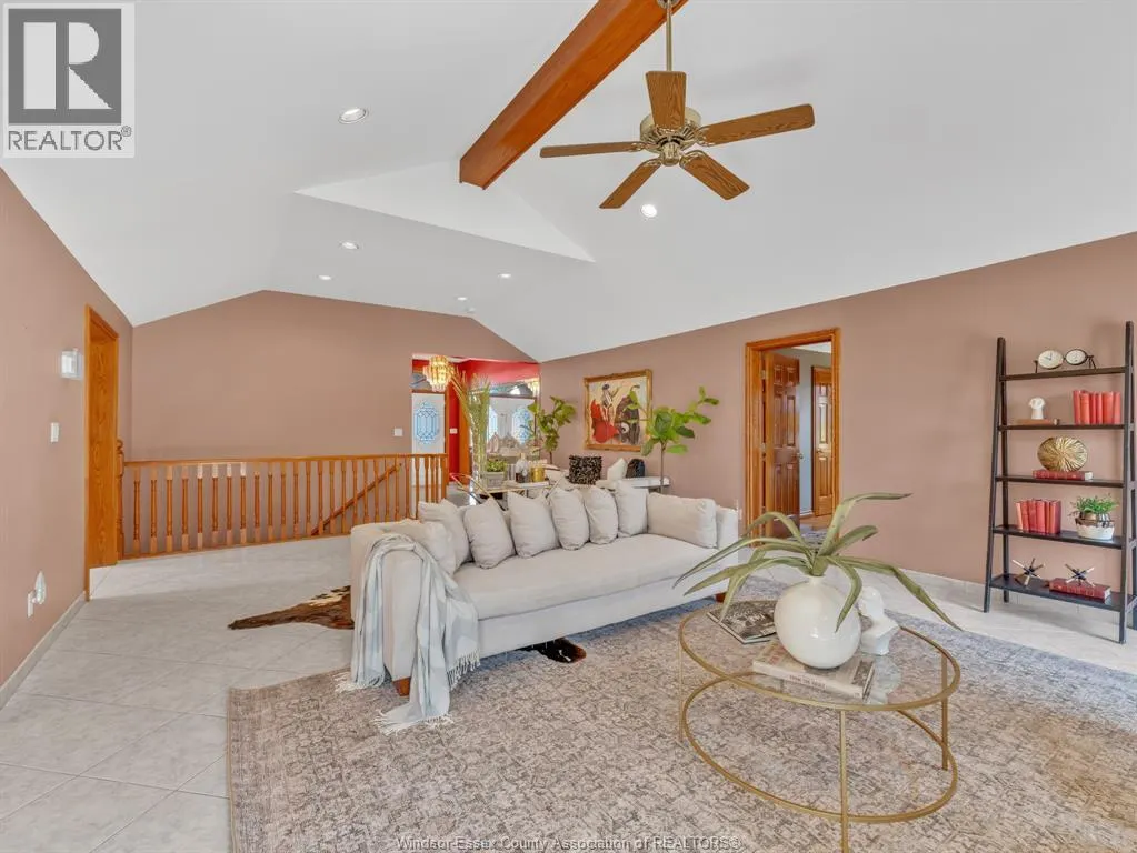 2747 LIONEL DRIVE